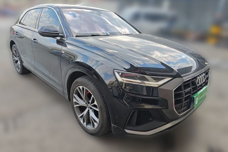 Used Audi Q8 2019 55 TFSI Luxury Dynamic Model Front Right 45 Deg