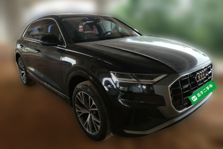 Used Audi Q8 2019 55 TFSI Luxury Dynamic Model Front Right 45 Deg