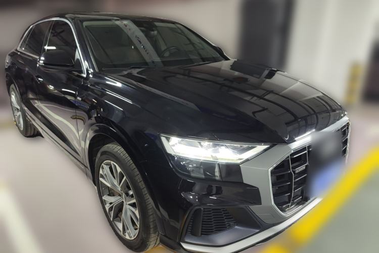 Used Audi Q8 2019 55 TFSI Luxury Dynamic Model Front Right 45 Deg