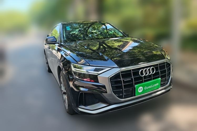 Used Audi Q8 2019 55 TFSI Luxury Dynamic Model Front Right 45 Deg