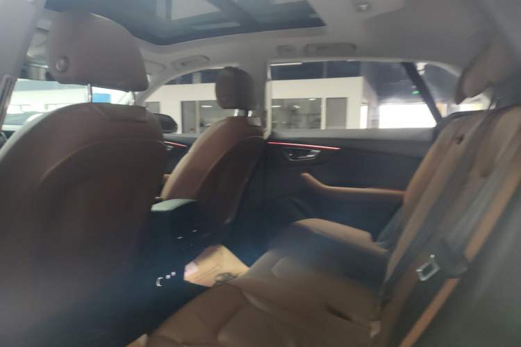 Used Audi Q8 2019 55 TFSI Luxury Dynamic Model Headliner