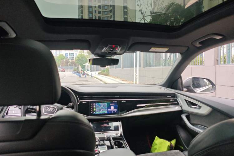 Used Audi Q8 2019 55 TFSI Prestige Dynamic Edition Headliner