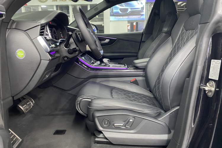 Used Audi Q8 2019 55 TFSI Prestige Dynamic Edition Interior 1