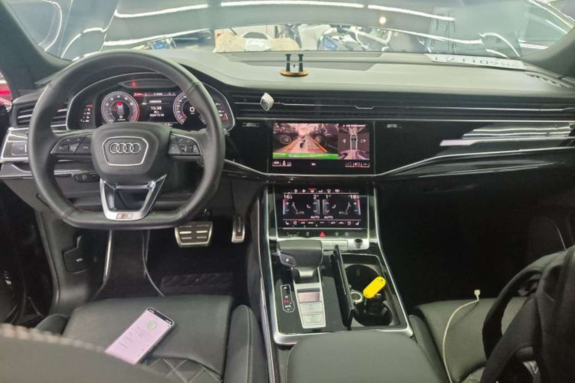 Used Audi Q8 2019 55 TFSI Prestige Dynamic Edition Interior 2