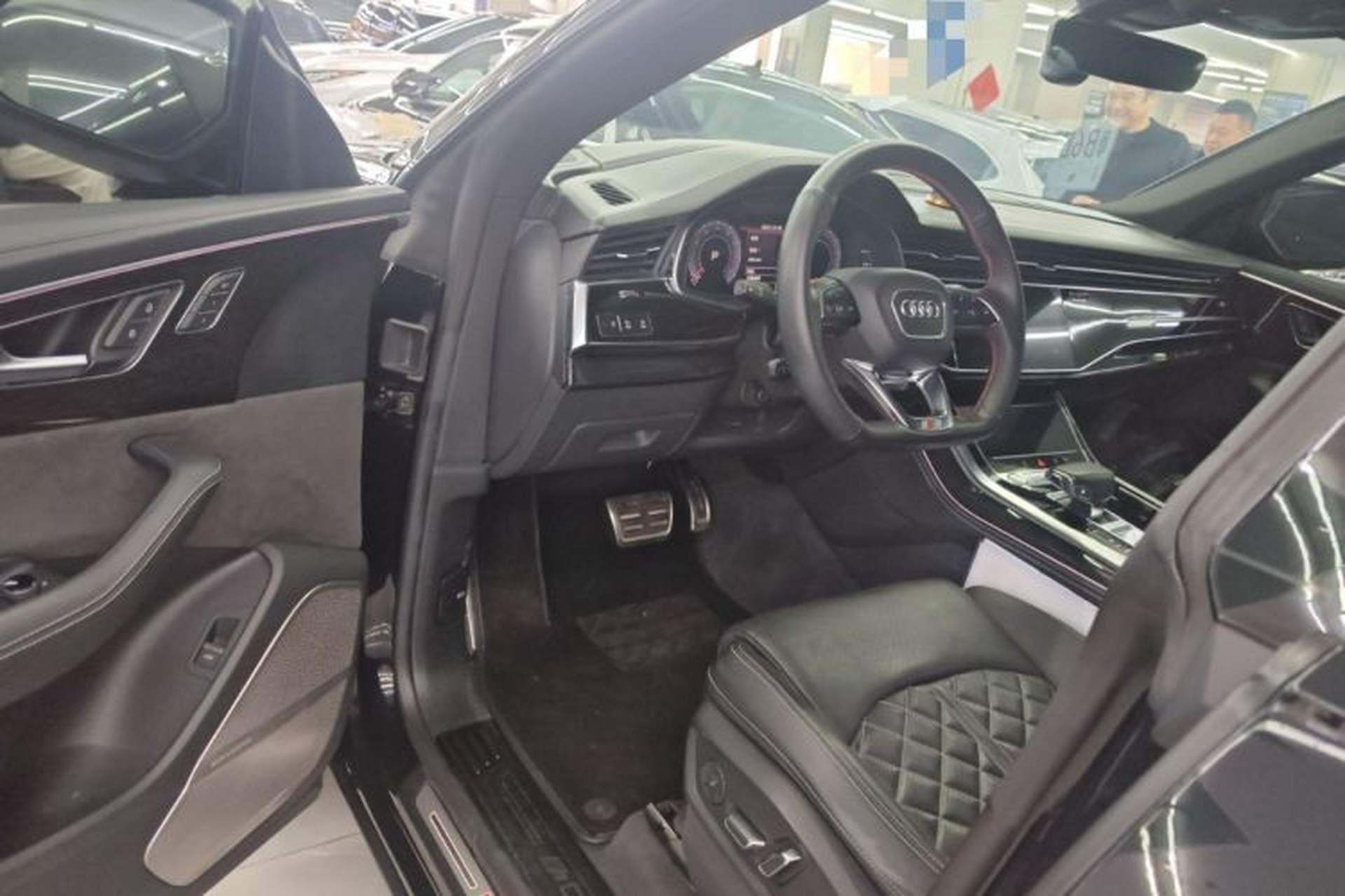 Used Audi Q8 2019 55 TFSI Prestige Dynamic Edition Interior 3
