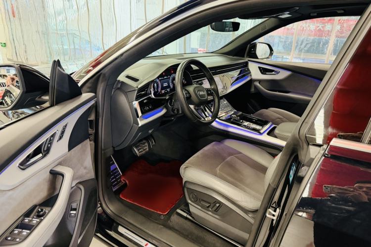 Used Audi Q8 2019 55 TFSI Prestige Dynamic Edition Interior 3