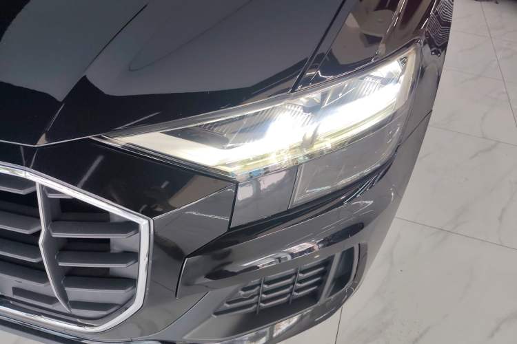 Used Audi Q8 2019 45 TFSI Luxury Prestige Edition Left Front Headlight