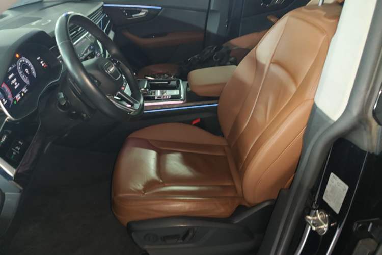 Used Audi Q8 2019 55 TFSI Luxury Dynamic Model Left Front Seat