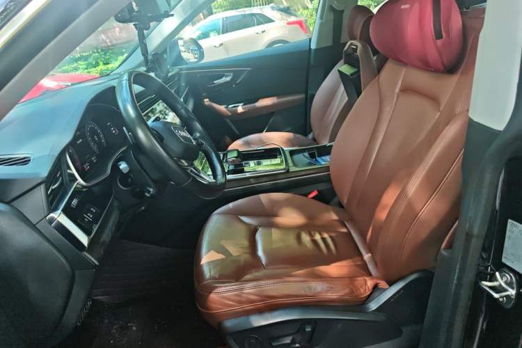 Used Audi Q8 2019 55 TFSI Luxury Dynamic Model Left Front Seat