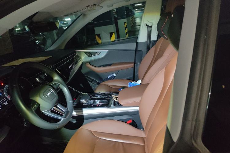 Used Audi Q8 2019 45 TFSI Luxury Prestige Edition Left Front Seat