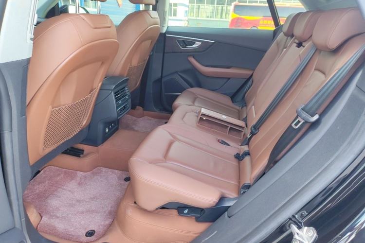 Used Audi Q8 2019 55 TFSI Luxury Dynamic Model Left Rear Seat