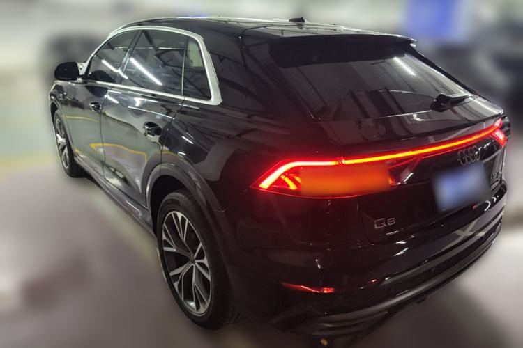 Used Audi Q8 2019 55 TFSI Luxury Dynamic Model Rear Left 45 Deg