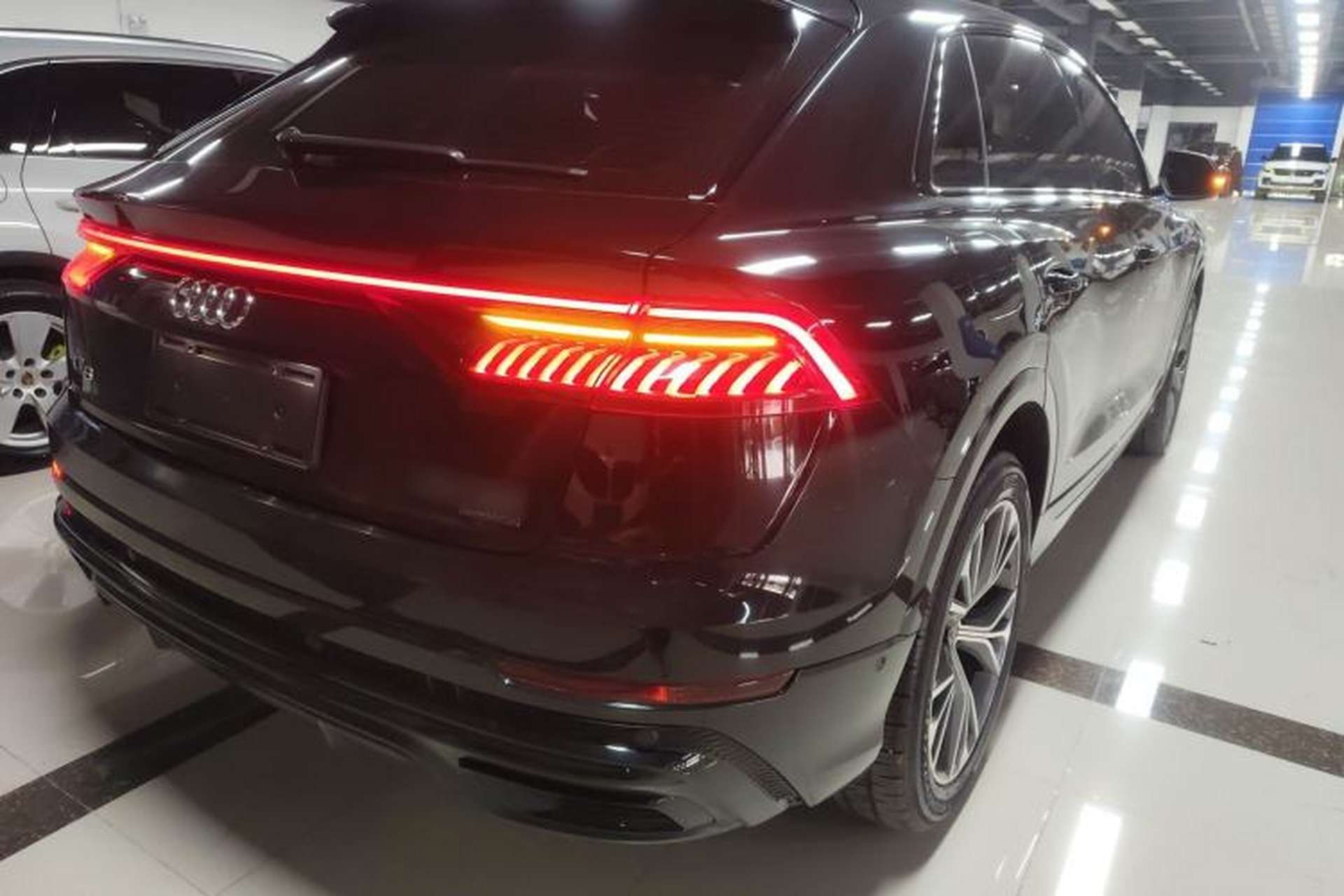 Used Audi Q8 2019 55 TFSI Luxury Dynamic Model Rear Right 45 Deg