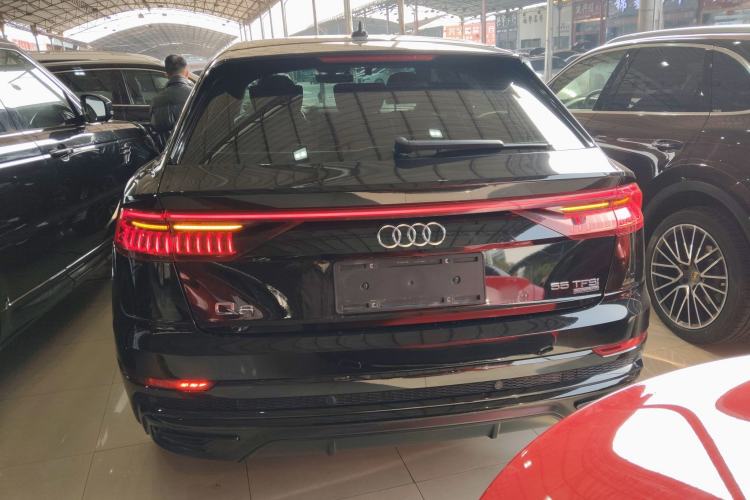 Used Audi Q8 2019 55 TFSI Luxury Dynamic Model Rear