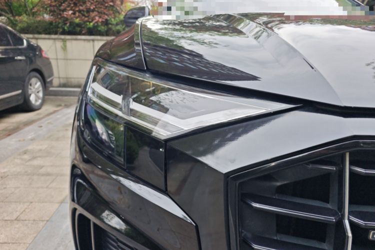 Used Audi Q8 2019 45 TFSI Prestige Dynamic Edition Right Front Headlight