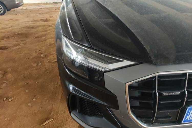 Used Audi Q8 2019 55 TFSI Luxury Dynamic Model Right Front Headlight