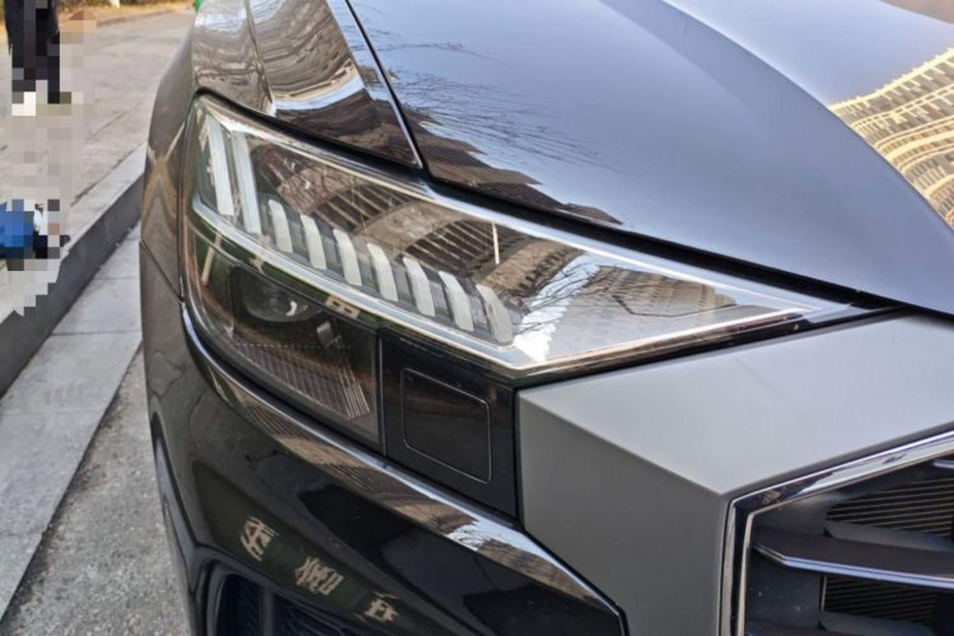 Used Audi Q8 2019 55 TFSI Prestige Dynamic Edition Right Front Headlight