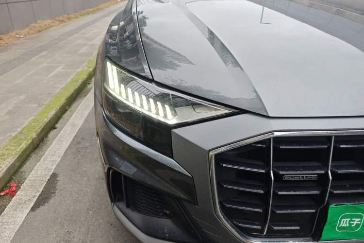 Used Audi Q8 2019 55 TFSI Prestige Dynamic Edition Right Front Headlight