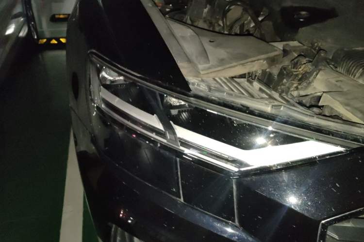 Used Audi Q8 2019 45 TFSI Luxury Prestige Edition Right Front Headlight