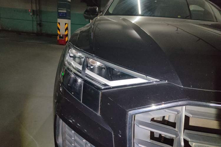 Used Audi Q8 2019 45 TFSI Luxury Prestige Edition Right Front Headlight