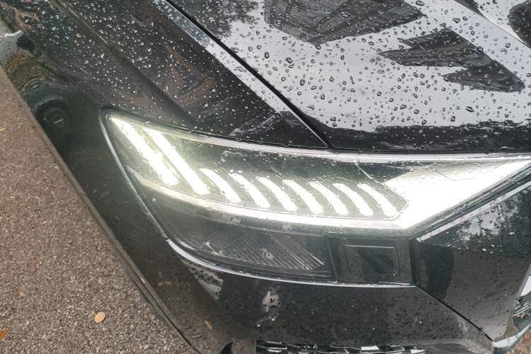 Used Audi Q8 2019 55 TFSI Prestige Dynamic Edition Right Front Headlight