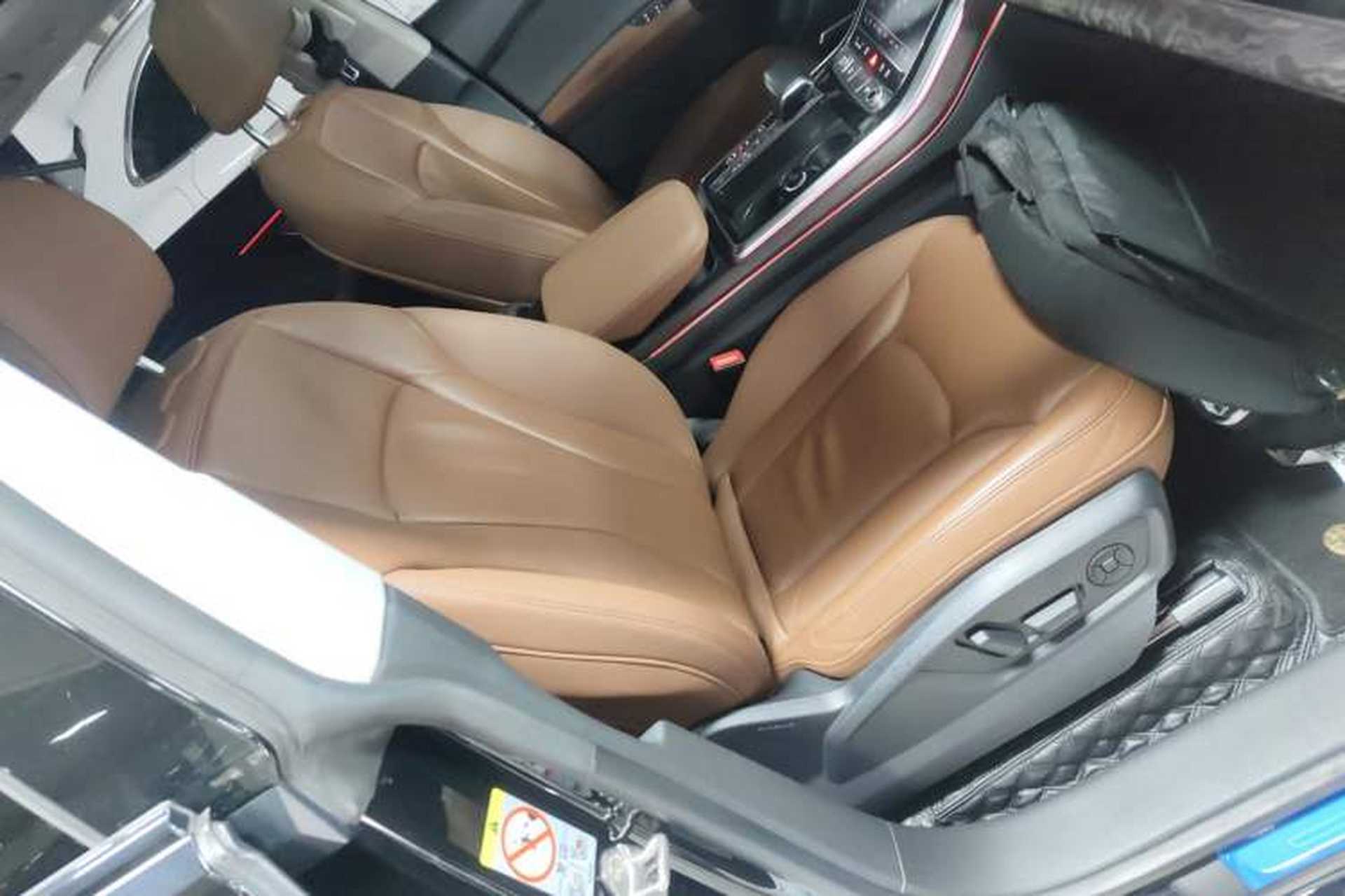 Used Audi Q8 2019 55 TFSI Luxury Dynamic Model Right Front Seat