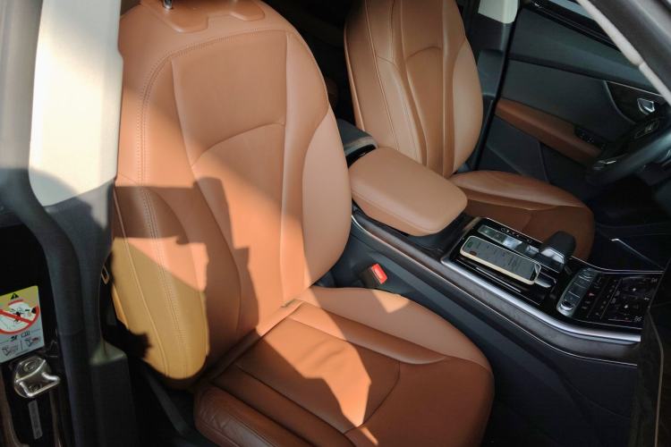 Used Audi Q8 2019 55 TFSI Luxury Dynamic Model Right Front Seat