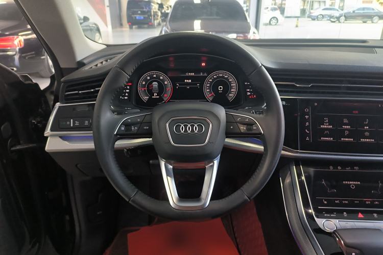 Used Audi Q8 2019 45 TFSI Luxury Prestige Edition Steering Wheel