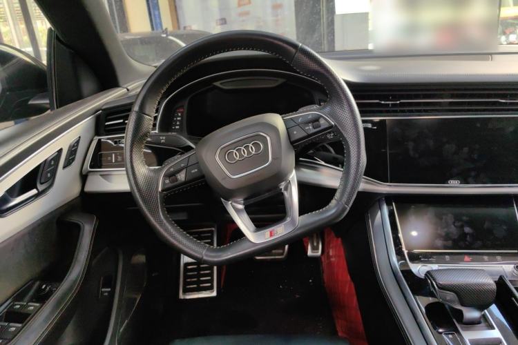 Used Audi Q8 2019 55 TFSI Ultimate Limited Edition Steering Wheel