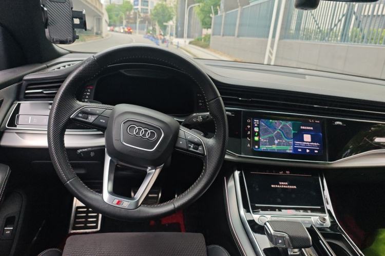 Used Audi Q8 2019 55 TFSI Prestige Dynamic Edition Steering Wheel
