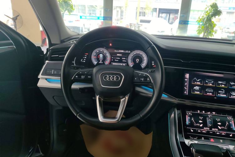 Used Audi Q8 2019 45 TFSI Luxury Prestige Edition Steering Wheel