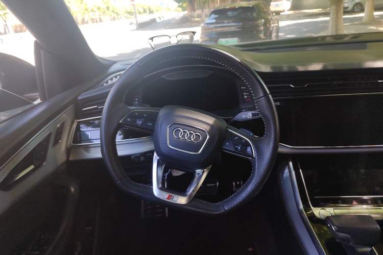 Used Audi Q8  Steering Wheel