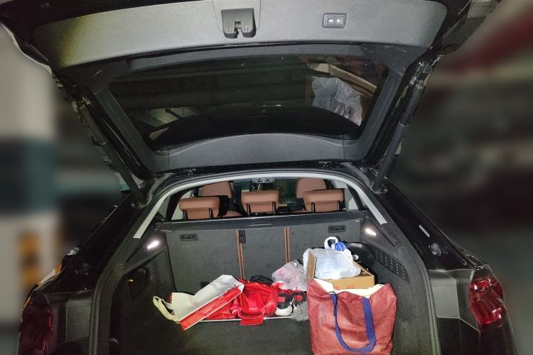 Used Audi Q8 2019 45 TFSI Luxury Prestige Edition Trunk