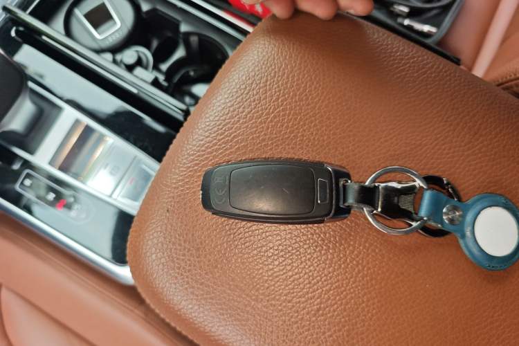 Used Audi Q8 2019 45 TFSI Prestige Dynamic Edition Vehicle Key