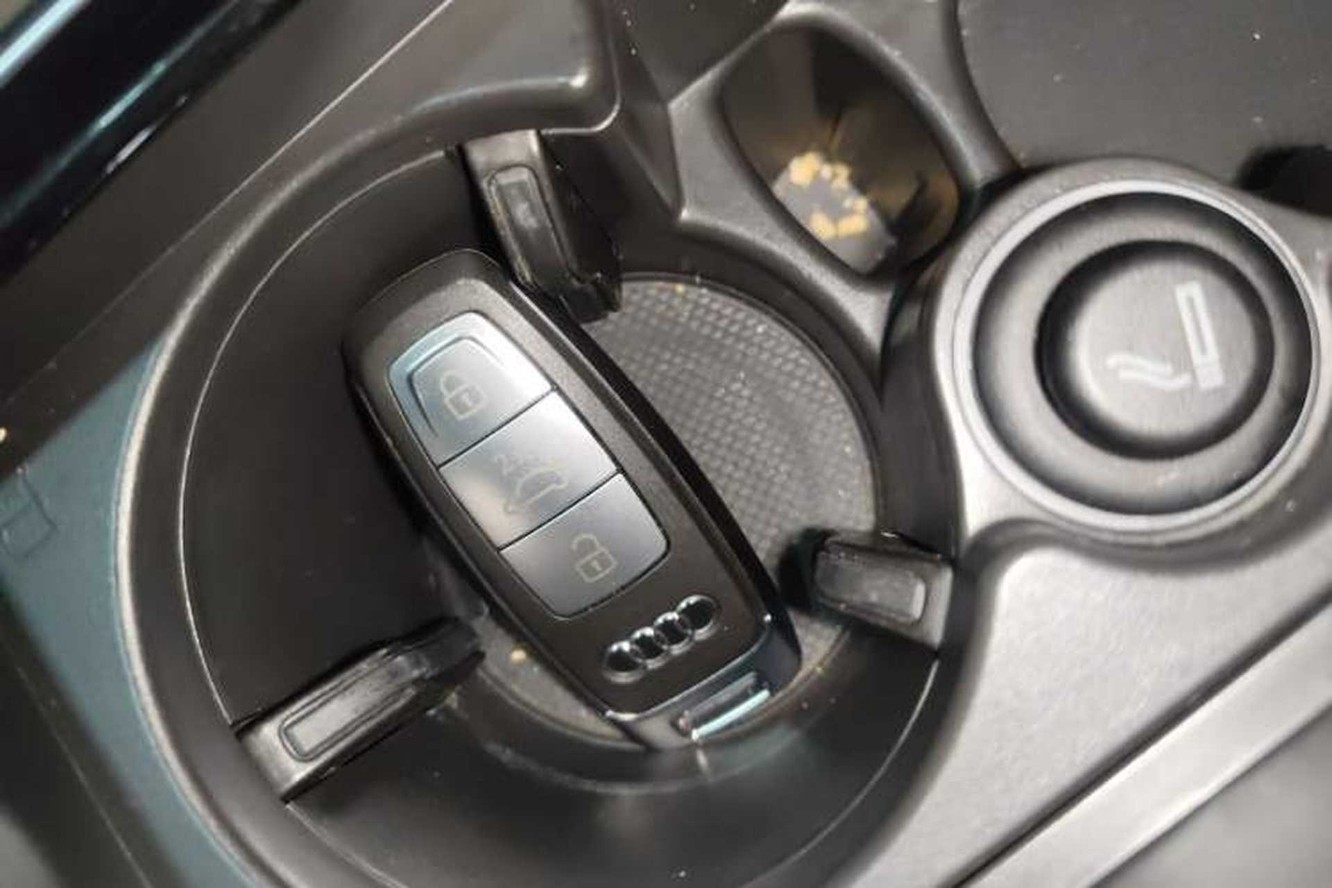 Used Audi Q8 2019 55 TFSI Luxury Dynamic Model Vehicle Key