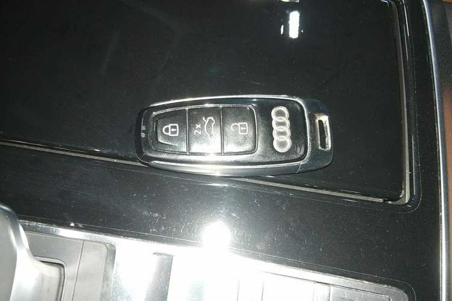 Used Audi Q8 2019 45 TFSI Prestige Dynamic Edition Vehicle Key