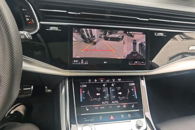 Used Audi Q8 2019 55 TFSI Luxury Dynamic Model Audio And AC Panel