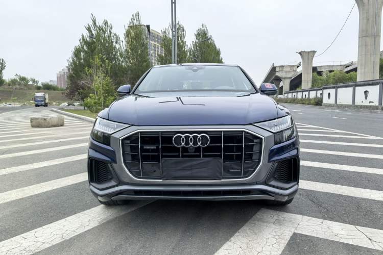 Used Audi Q8 2019 55 TFSI Luxury Dynamic Model Exterior 1