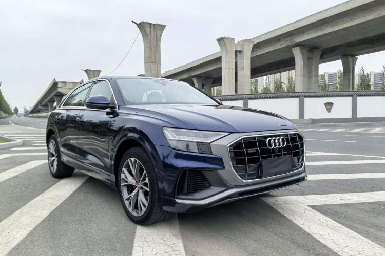 Used Audi Q8 2019 55 TFSI Luxury Dynamic Model Exterior 2