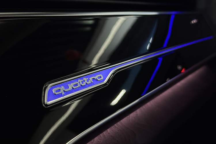 Used Audi Q8 2019 45 TFSI Prestige Dynamic Edition Exterior 6