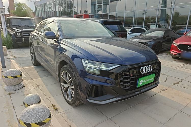 Used Audi Q8 2019 55 TFSI Luxury Dynamic Model Front Right 45 Deg