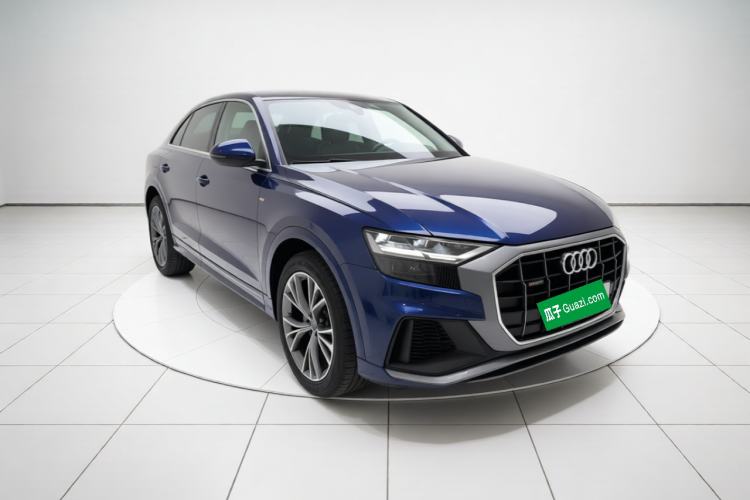 Used Audi Q8 2019 55 TFSI Prestige Dynamic Edition Front Right 45 Deg