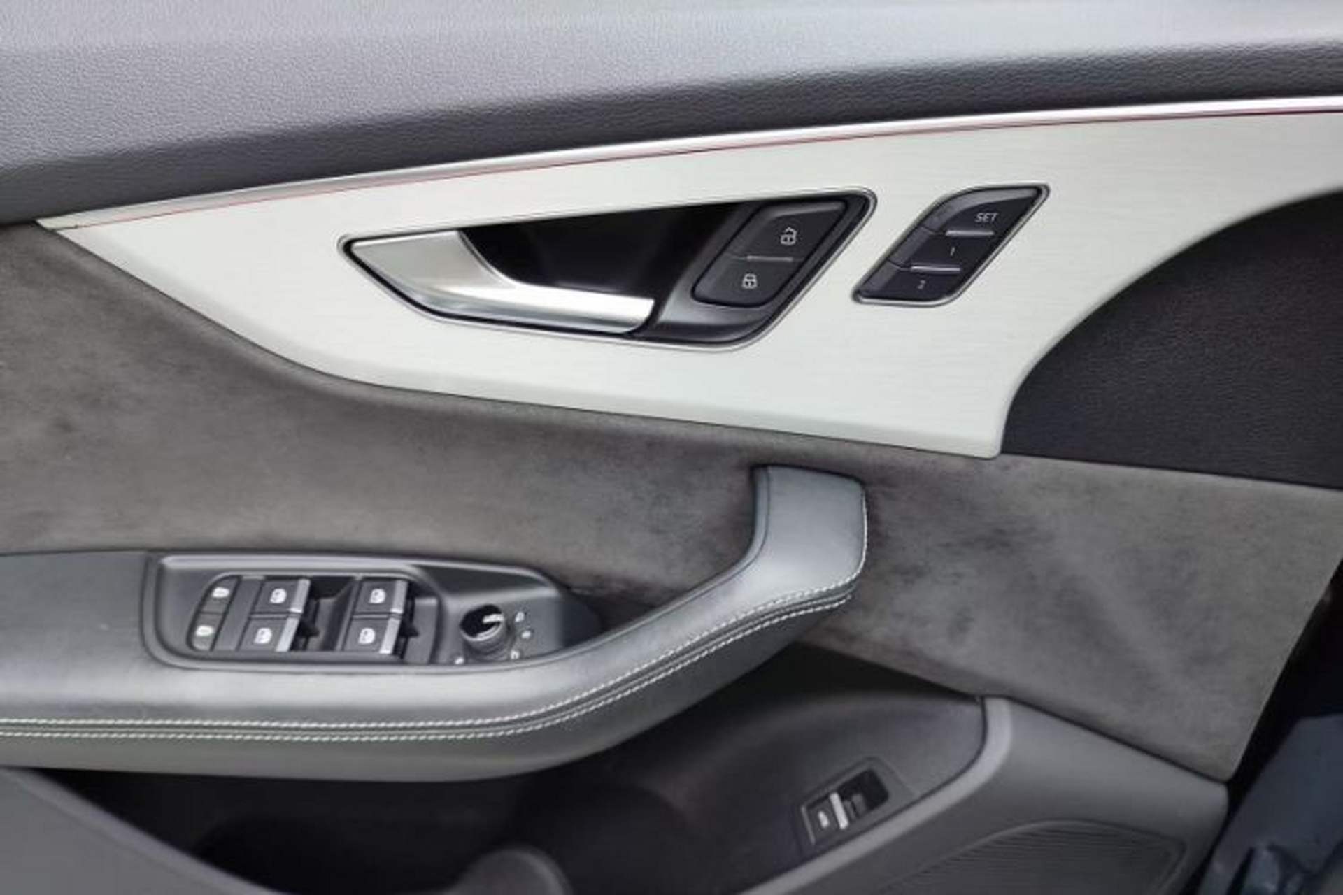 Used Audi Q8 2019 55 TFSI Prestige Dynamic Edition Interior 11