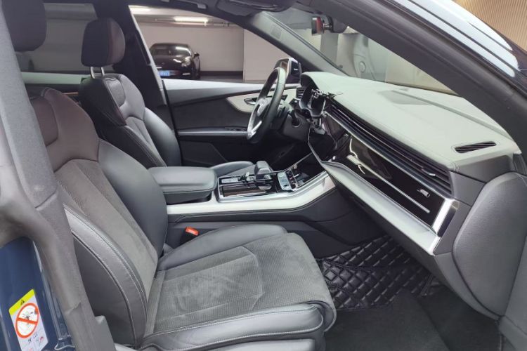 Used Audi Q8 2019 55 TFSI Prestige Dynamic Edition Interior 12