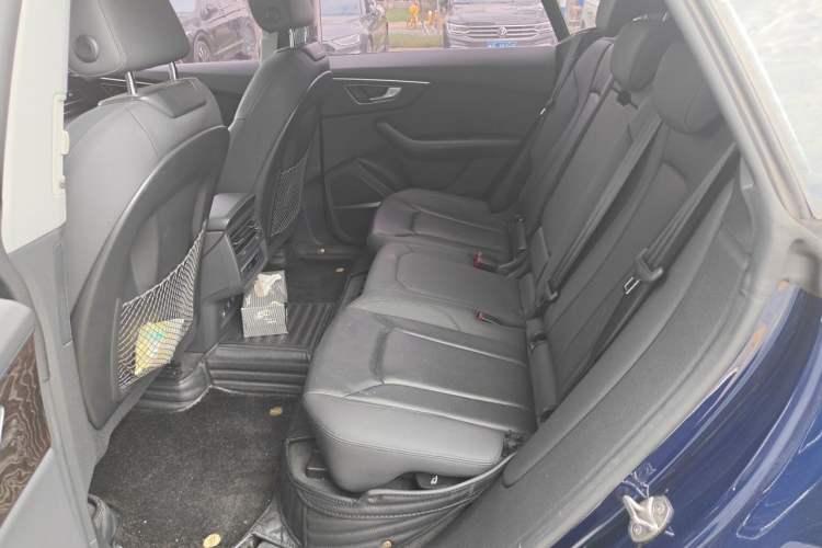 Used Audi Q8 2019 55 TFSI Luxury Dynamic Model Left Rear Seat