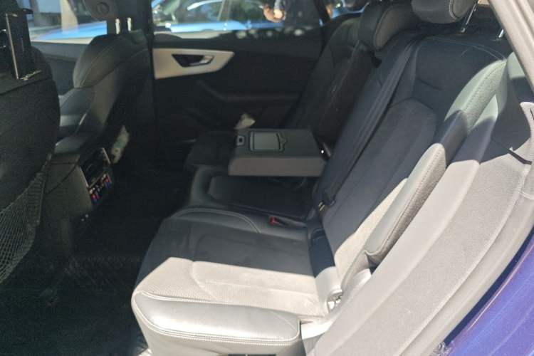 Used Audi Q8 2019 55 TFSI Prestige Dynamic Edition Left Rear Seat