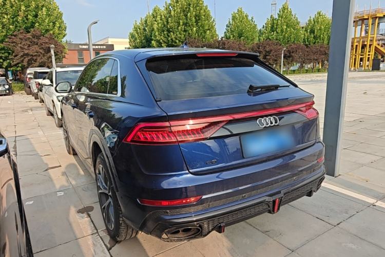 Used Audi Q8 2019 55 TFSI Luxury Dynamic Model Rear Left 45 Deg