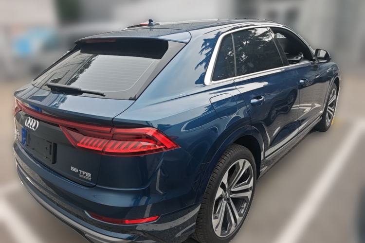 Used Audi Q8 2019 55 TFSI Luxury Dynamic Model Rear Right 45 Deg