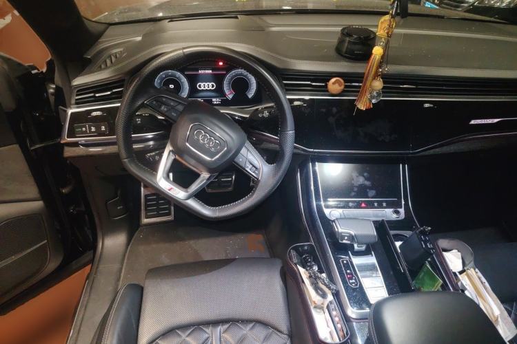 Used Audi Q8 2019 55 TFSI Prestige Dynamic Edition Steering Wheel