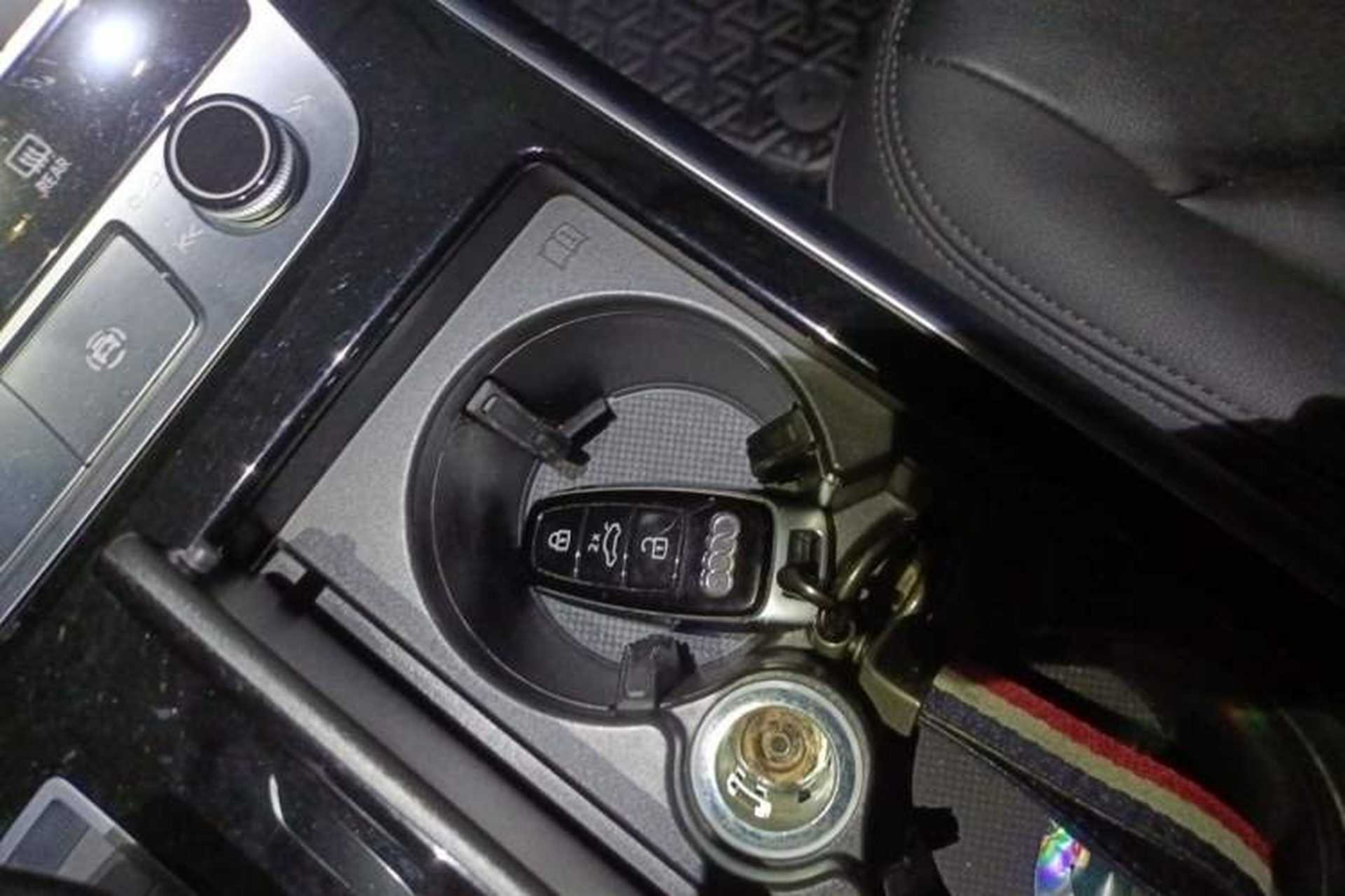 Used Audi Q8 2019 55 TFSI Luxury Dynamic Model Vehicle Key